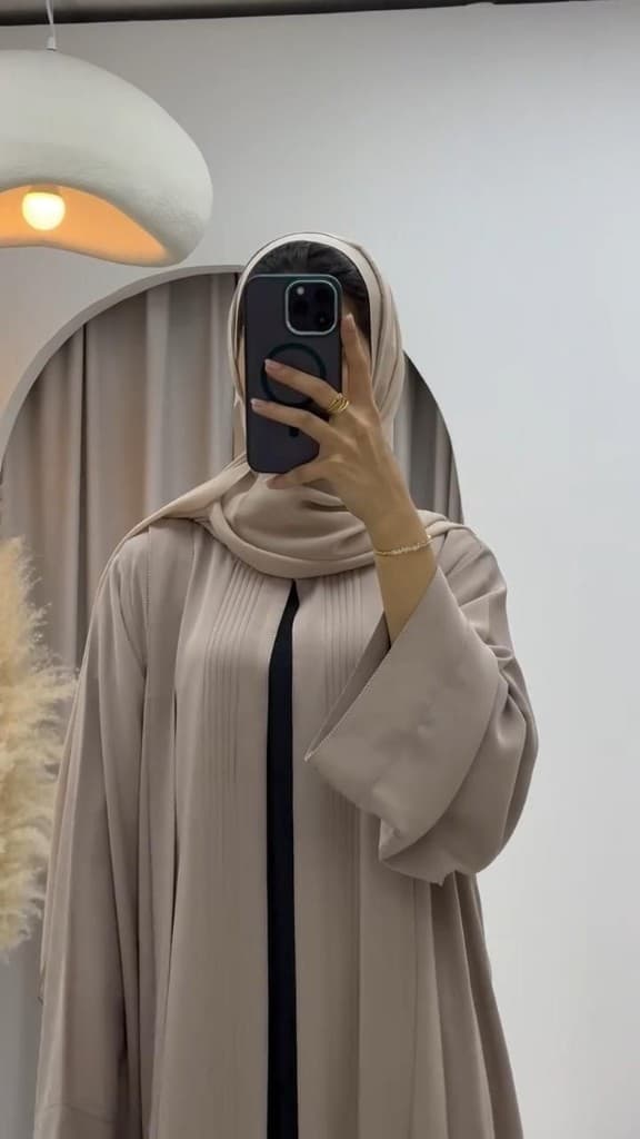 Bahawalpur Velvet Abaya